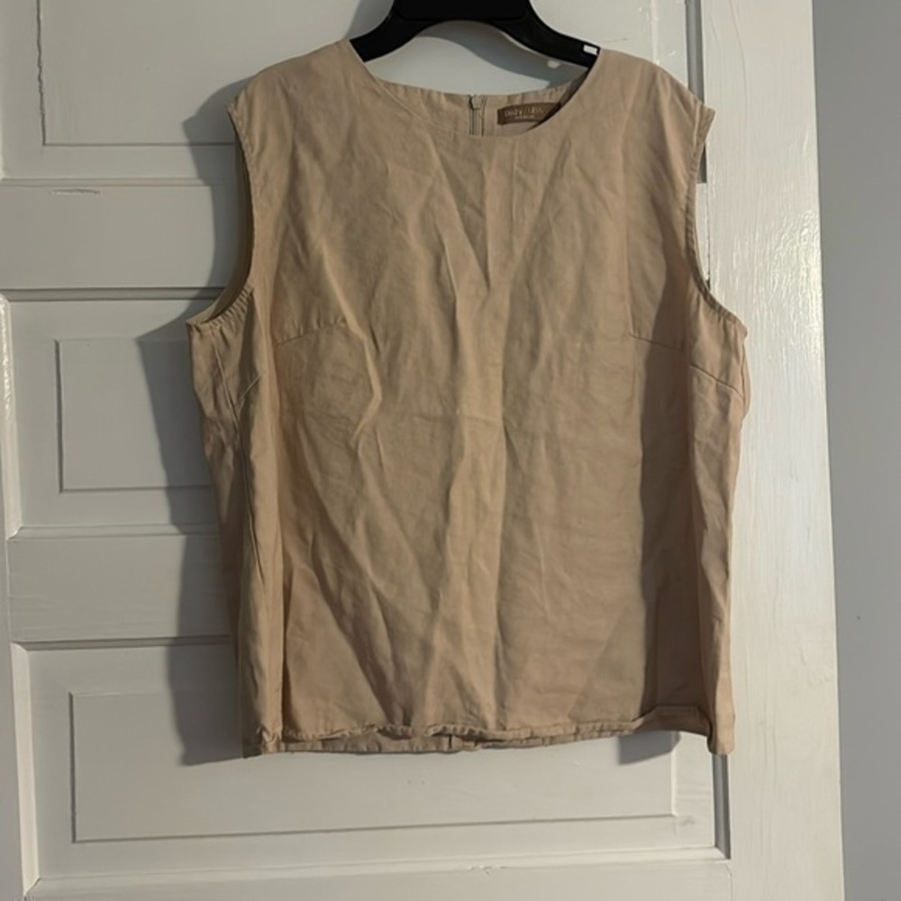 Dazy Less Khaki Top